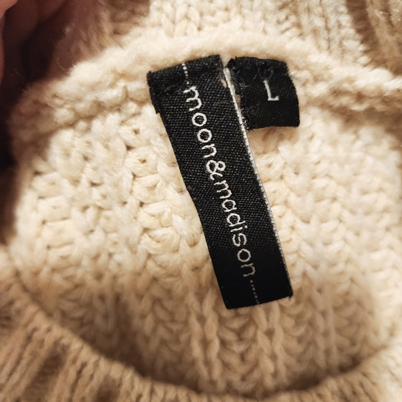 Moon and Madison Cream Knit Bauble Sleeve Cropped Sweater Womens Large L Neutral - Picture 12 of 13